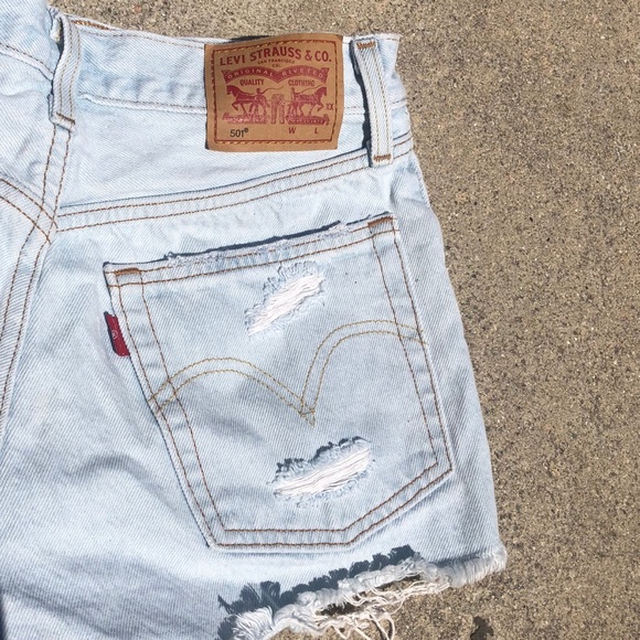 #Vintage #Levi #High Waist Denim Jean Shorts - Picture 5 of 5